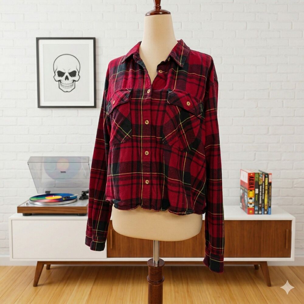 Forever 21 Red Plaid Cropped Flannel Shirt | Size L | Edge & Grunge